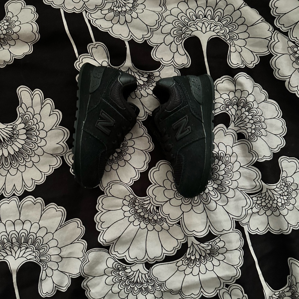 New Balance 574 size 6c